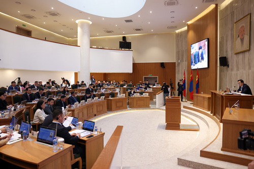 Агаарын бохирдлыг бууруулах чиглэлээр авч хэрэгжүүлж буй арга хэмжээний талаар танилцууллаа